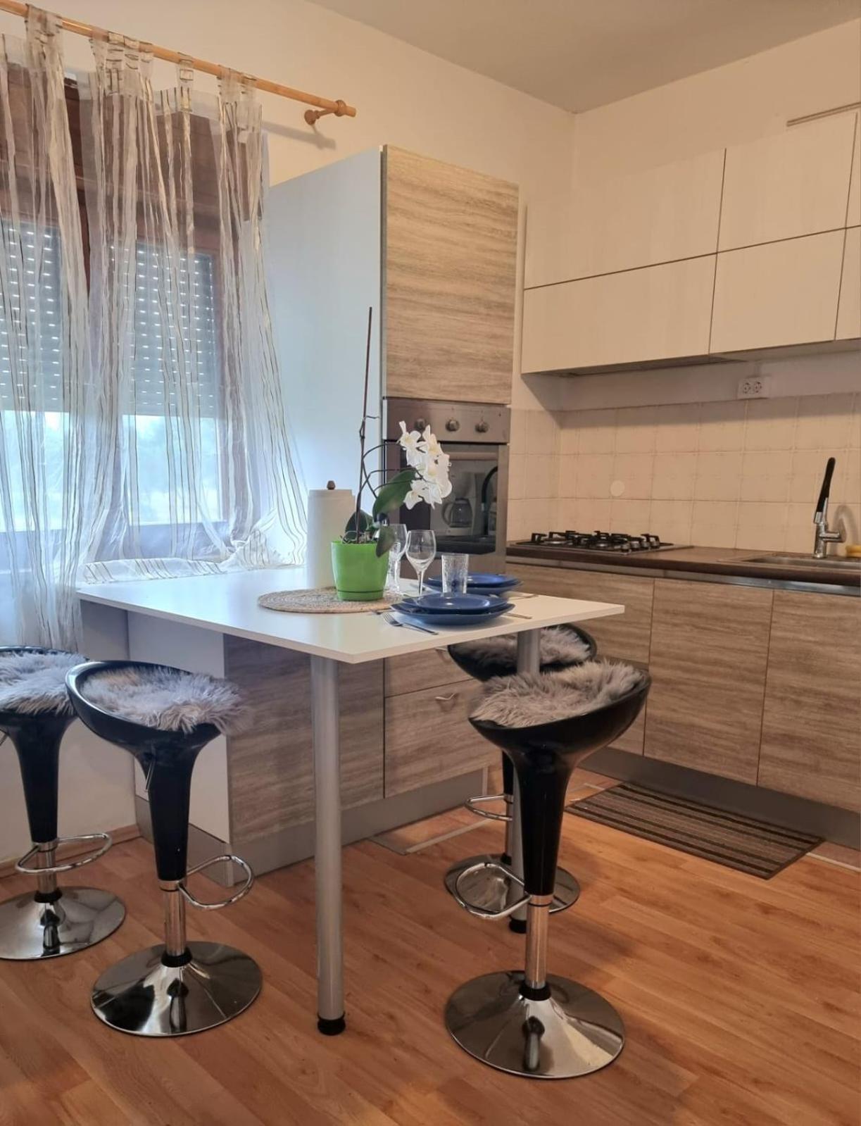 Apartmani Stefy-100 M From The Sea Banjole Esterno foto
